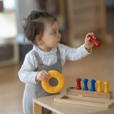À quel âge commencer l’éducation Montessori ?